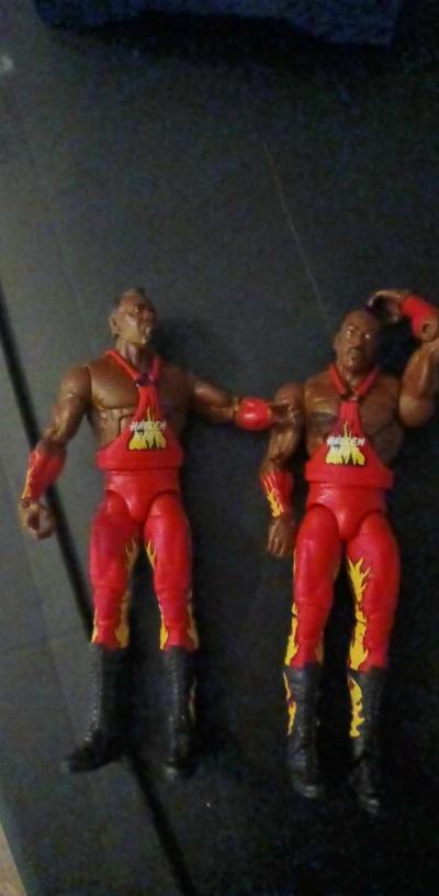 over 100 different wrestling figures - Thumbnail 5
