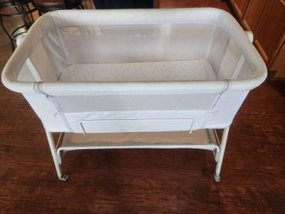Baby Bassinet - Thumbnail 5