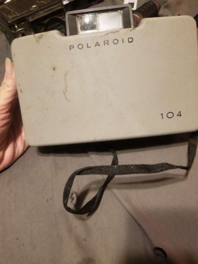 Vintage Polaroid Land Camera - Thumbnail 2