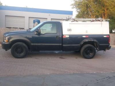 Ford 250 2004 145 mil millas en buenas condiciones - Thumbnail 3