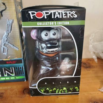 Vintage Alien Resurrection Ripley And Rare Mr Potato Head - Thumbnail 3