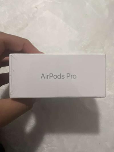 BEST OFFER AIRPODS PRO GEN 2 - Thumbnail 3