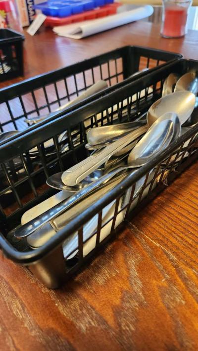 Lot of Spoons - Thumbnail 4