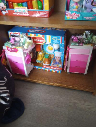 two bedroom apartment everything must go 2000