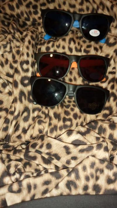 sunglasses - Thumbnail 2