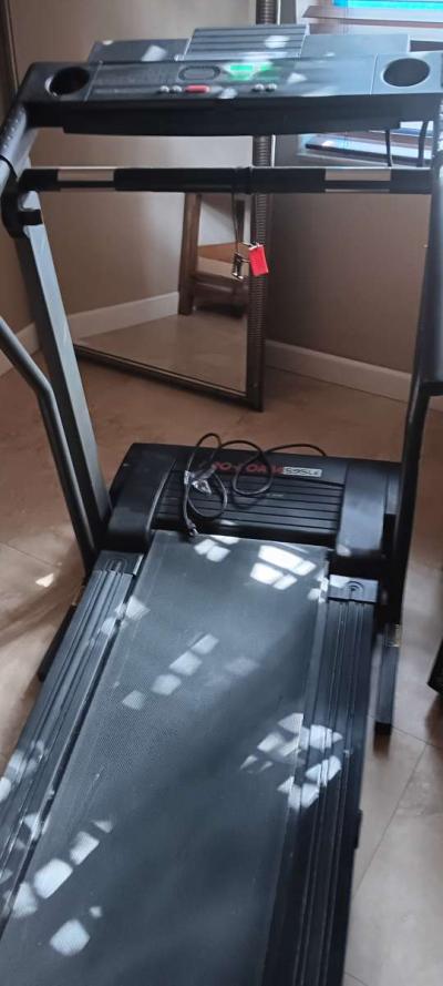 pro form treadmill - Thumbnail 2