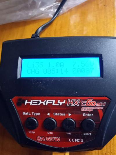 Redcat Hexfly Quick Charger Plus 3 Batteries Like New - Thumbnail 3