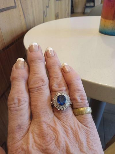 1ct Saphire Solitary with cz baguette sterling silver sz7 - Thumbnail 2