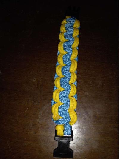 two beautiful Ukrainian flag bracelets - Thumbnail 2