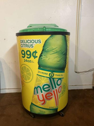 Mello Yello Cooler - Thumbnail 3