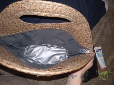 Guess purse - Thumbnail 2