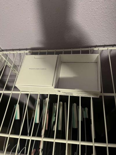 AirPods 3rd generation - Thumbnail 3