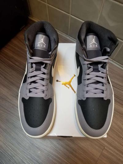 Jordan ones - Thumbnail 2