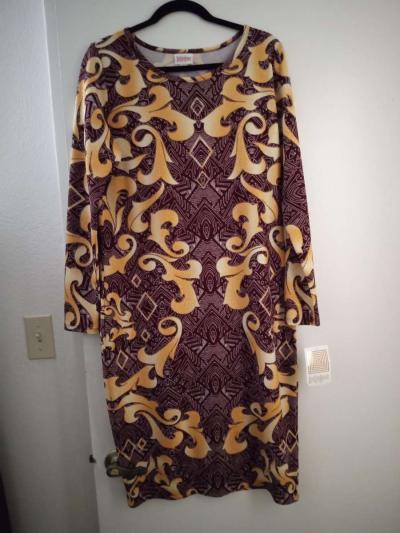 NWT LuLaRoe XL Elegant Debbie Retails for  50 - Thumbnail 3