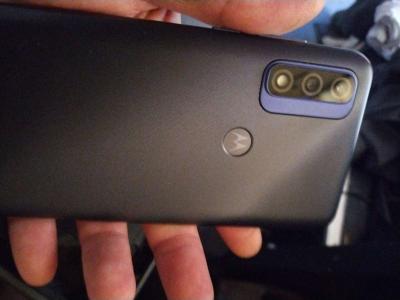 NEW IN BOX MOTO PURE G LTE  TMOBILE - Thumbnail 6