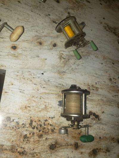 antique fishing reels - Thumbnail 3