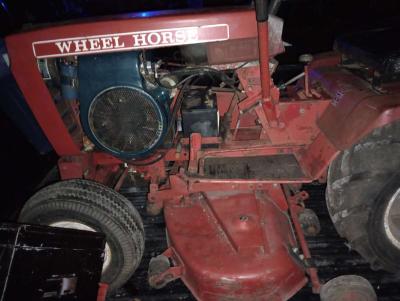 wheel horse riding mower - Thumbnail 4