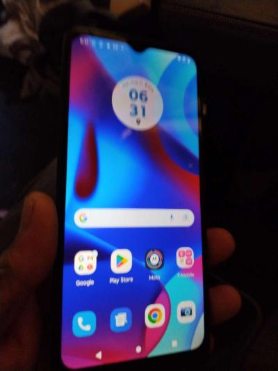 NEW IN BOX MOTO PURE G LTE  TMOBILE - Thumbnail 4