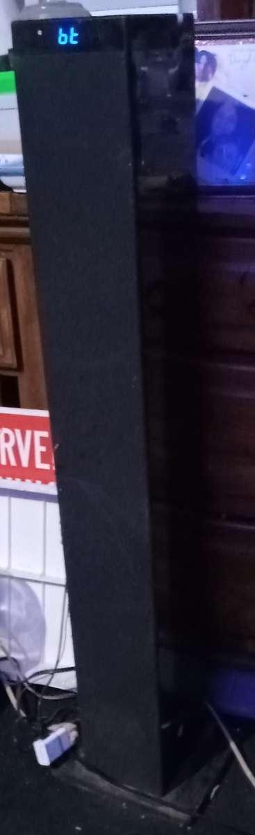 Bluetooth tower stereo - Thumbnail 2