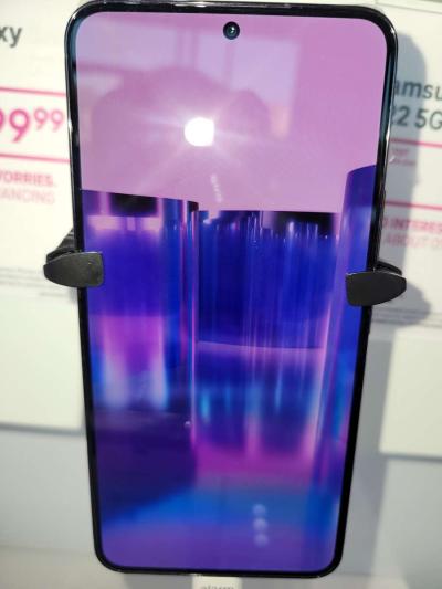832 3714799 - Thumbnail 1