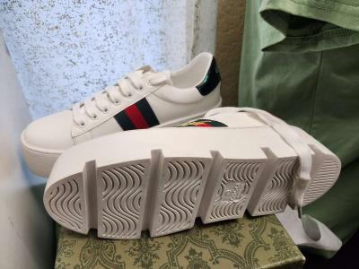 Gucci Bee sneaker Size 7 - Thumbnail 3