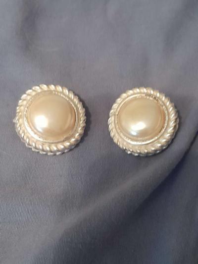 costume jewelry - Thumbnail 3