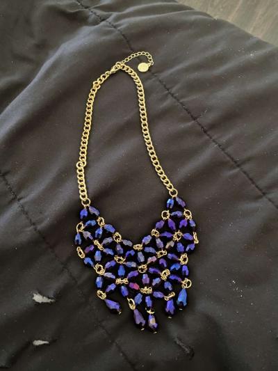 a gold and Amethyst necklace - La Porte, Texas
