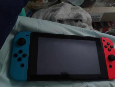 Nintendo switch - Thumbnail 2