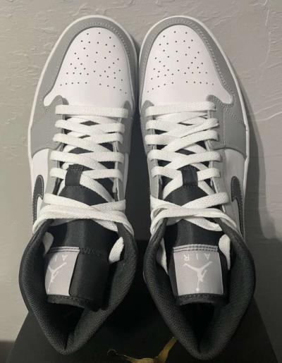 air Jordans - Thumbnail 2