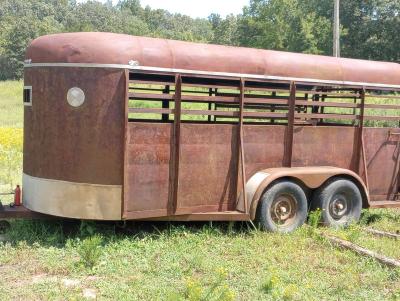 16 ft stock trailer - Thumbnail 4