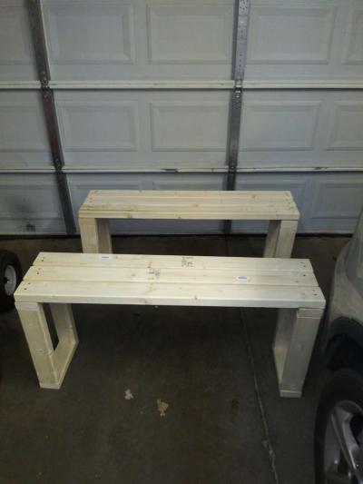 2 Benches - Thumbnail 4