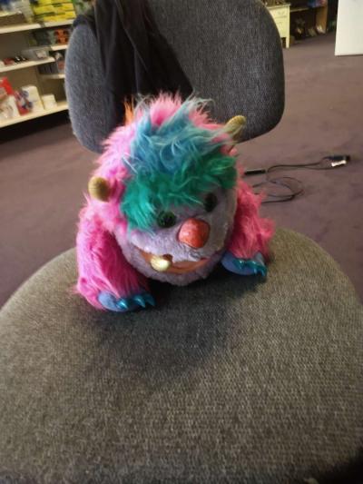 little bit of everything clothes  dishes antiques what knots - Thumbnail 3