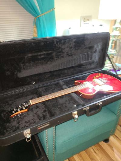 This Beautiful Electric Mitchell Guitar - Thumbnail 2