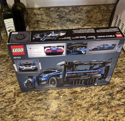 Lego Technic McLaren Senna GTR - Thumbnail 2