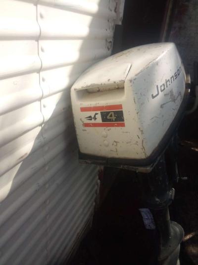 Johnson 4 hp - Thumbnail 2