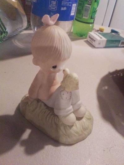 vintage precious moments figurines - Thumbnail 2