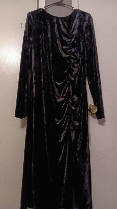 New Black dress - Bakersfield, California