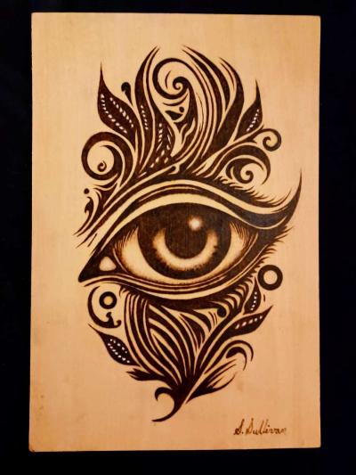 Portraits burned on wood - Thumbnail 6