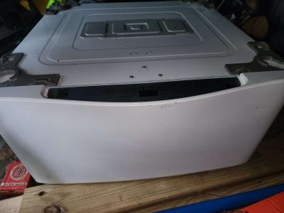 kenmore elite pedestal washer - Thumbnail 3