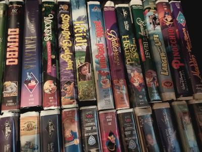 Disney VHS tapes make an offer - Thumbnail 2