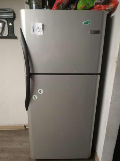 camas nevera mesa gamer cuadros - Thumbnail 3