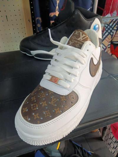 women shoes size 8 - Thumbnail 2