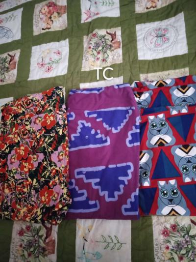 Brand New LuLaRoe TC Leggings 10 each fit size 12 to 18 - Thumbnail 3