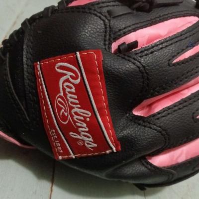 pink softball glove - Thumbnail 6