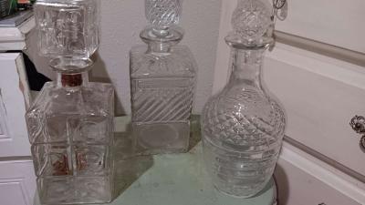 3 glass and or crystal liquor decanters old - Thumbnail 2