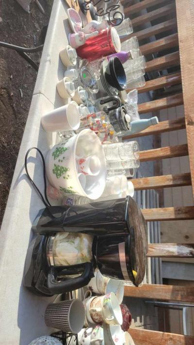 Yard sale - Thumbnail 6