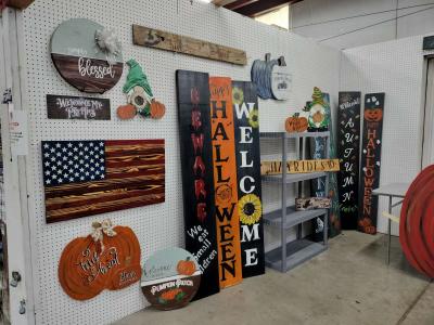 6ft wood porch signs and flags