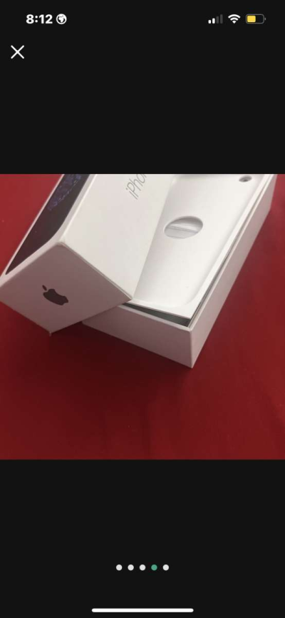 iPhone 6s Unlocked - Thumbnail 4