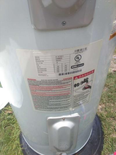 GE hot water heater - Thumbnail 2
