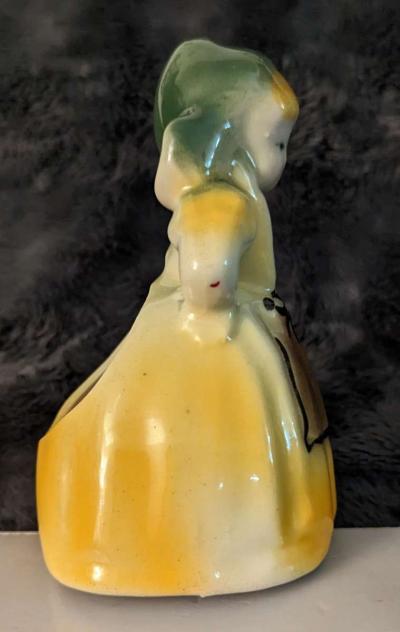 Vintage Dutch Girl Planter - Thumbnail 3